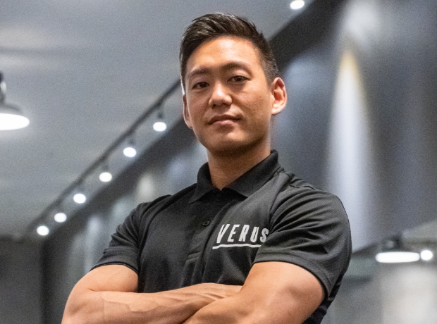 VERUS宇都宮店 パーソナルトレーナー 赤松健太