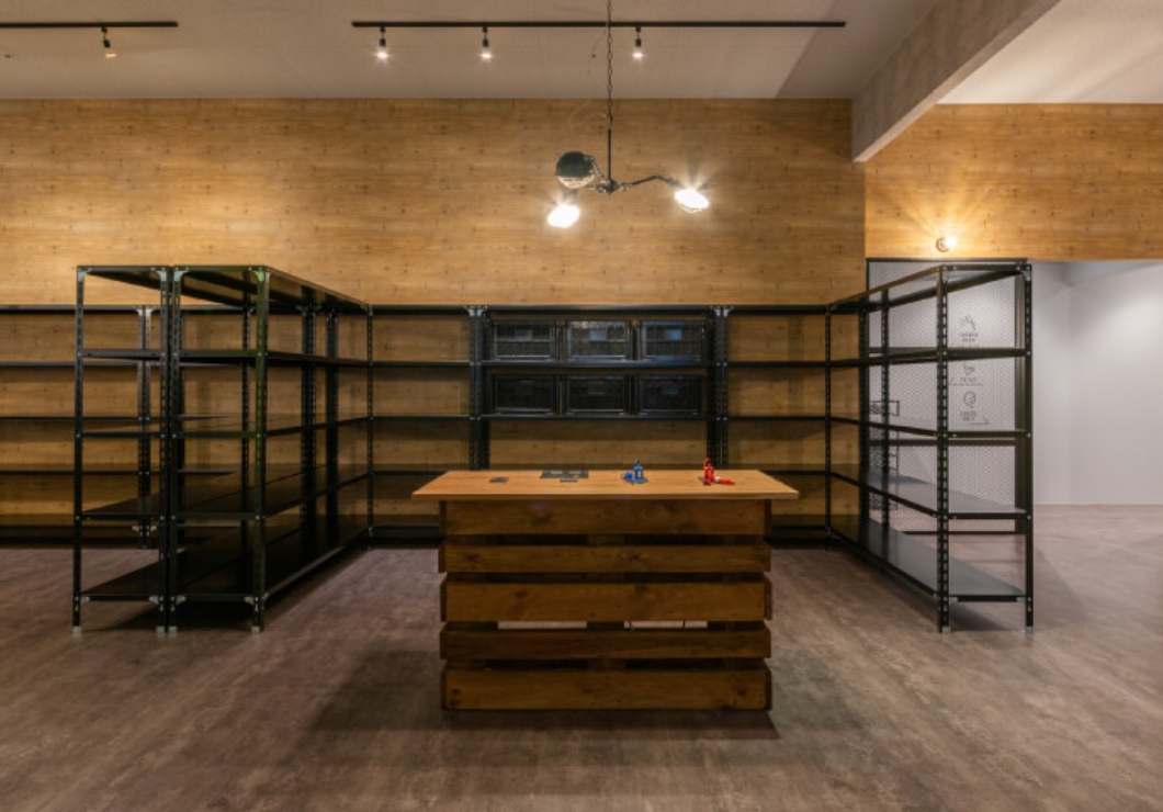 1F 無料の荷物置きエリア