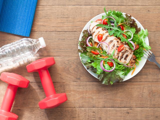 宇都宮_ジム_おすすめ_食事のサポートあり！ダイエット目的で通いたい方向け