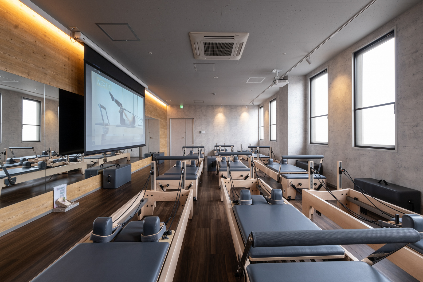 ピラティスルーム